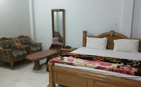 Dynasty Guest House