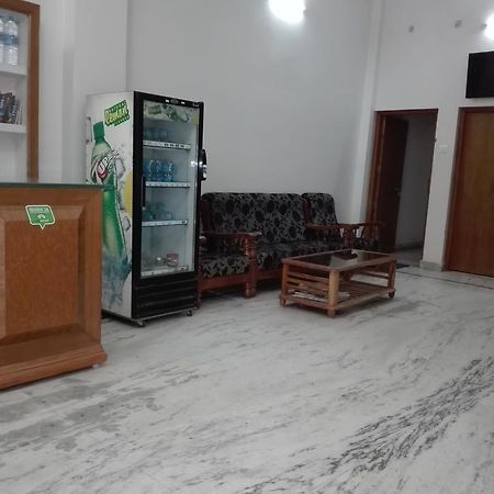 Dynasty Guest House Varanasi Exterior photo