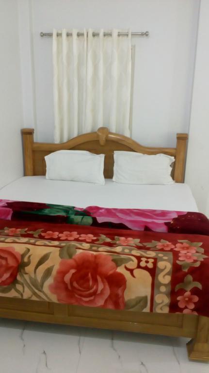 Dynasty Guest House Varanasi Exterior photo